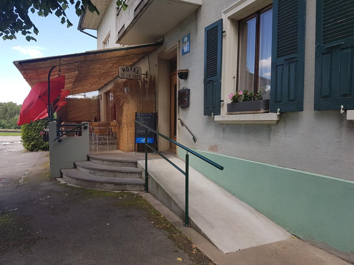 Hotel De La Gare, Vendlincourt Экстерьер фото